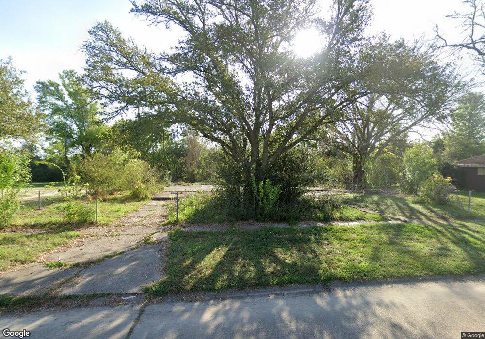 2721 E General Wainwright Dr, Lake Charles, LA 70615 - photo 1