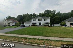 11 Hickory Ct, Manalapan, NJ 07726