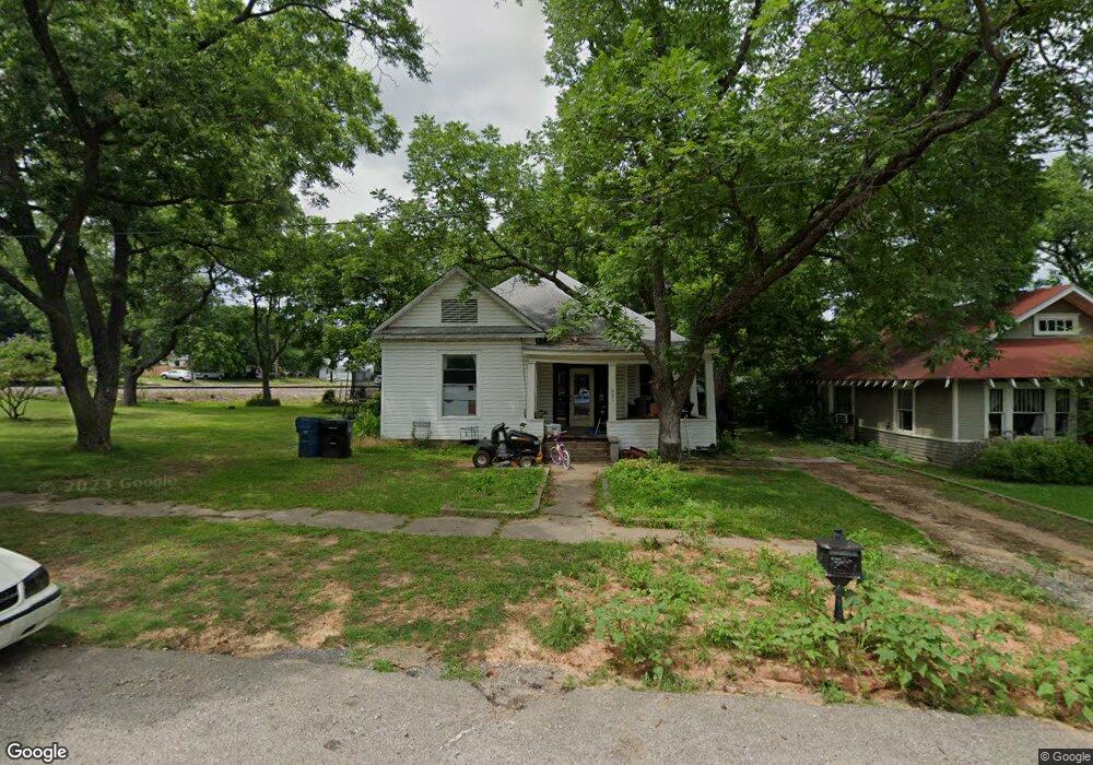 531 W Heron St, Denison, TX 75020 - photo 1