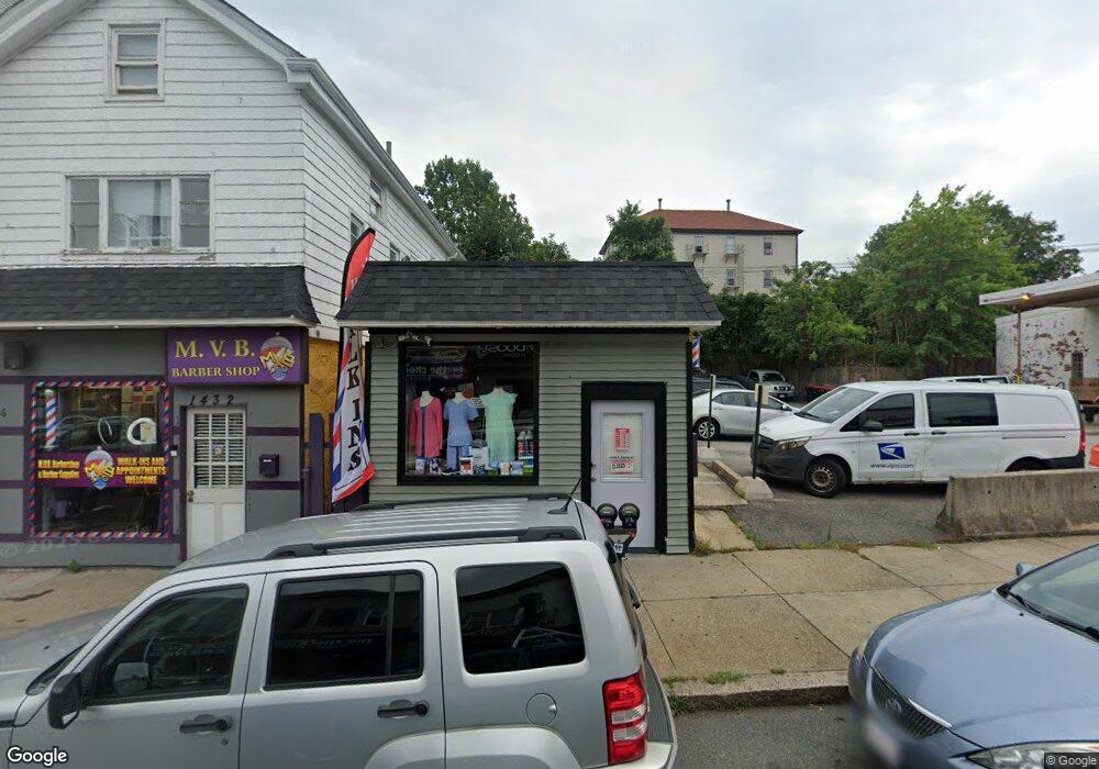 1438 S Main St, Fall River, MA 02724 - photo 1