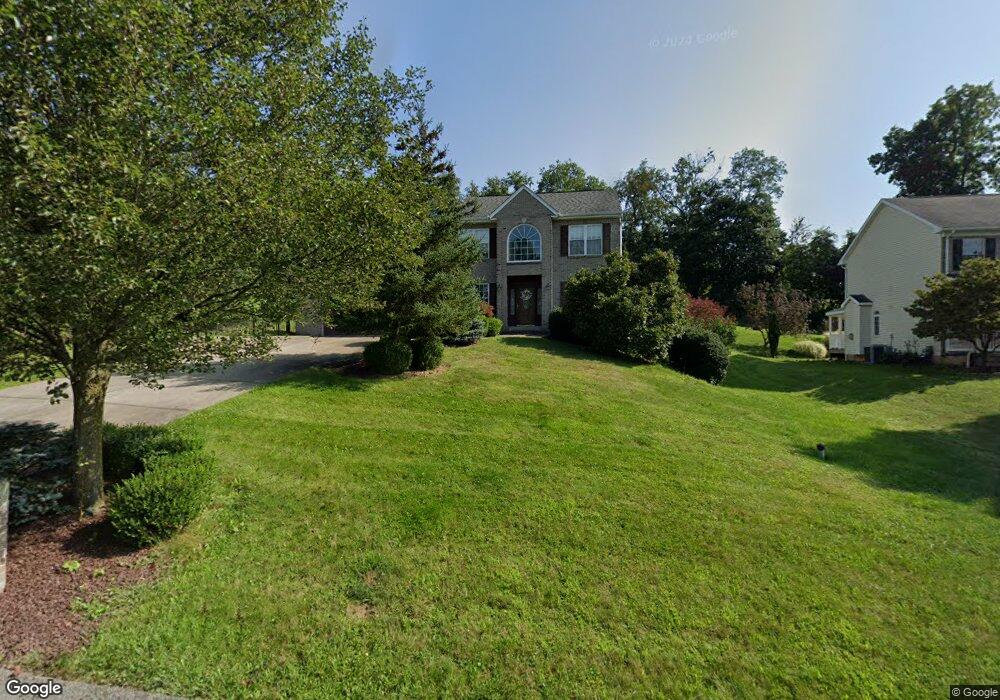 219 Arrowhead Ln, Eighty Four, PA 15330 - photo 1