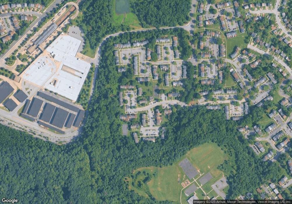 2042 S Anvil Ln, Temple Hills, MD 20748 - photo 1