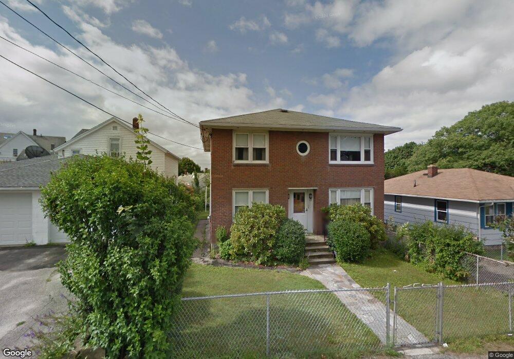 13 Lannen St unit 2nd f, Waterbury, CT 06704 - photo 1