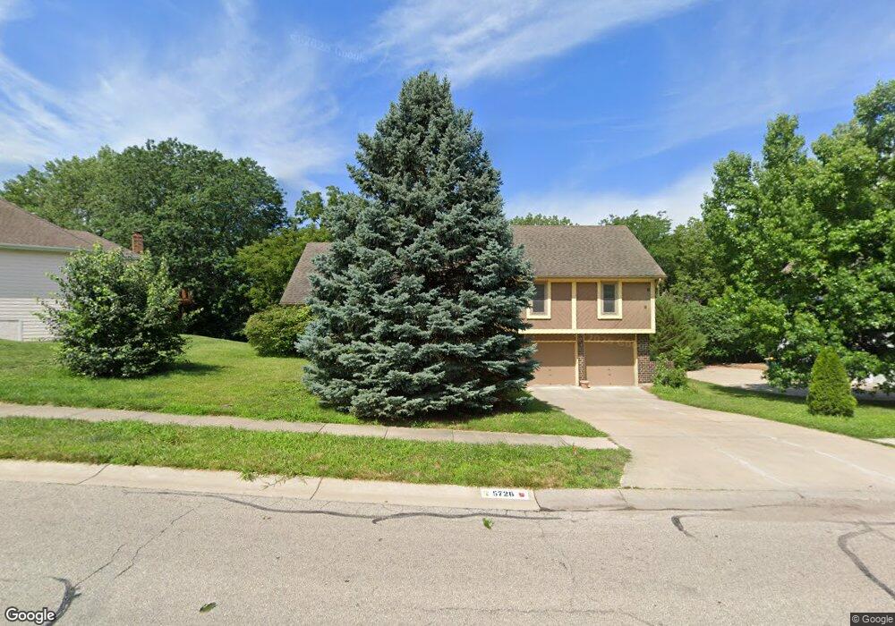 5726 Noland Rd, Shawnee, KS 66216 - photo 1