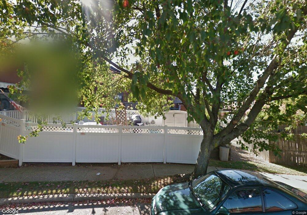 27 Ivy Ct, Staten Island, NY 10309 - photo 1