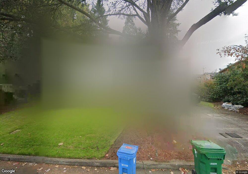 1565 Flintridge Ave, Eugene, OR 97401 - photo 1