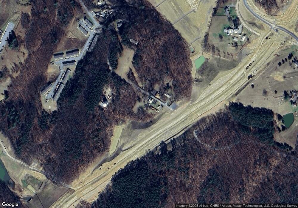 508 Myers Rd, Berkeley Springs, WV 25411 - photo 1