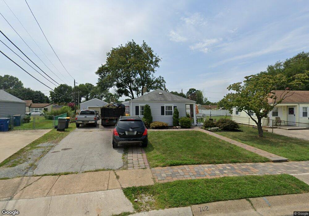 702 Woodtop Rd, Wilmington, DE 19804 - photo 1