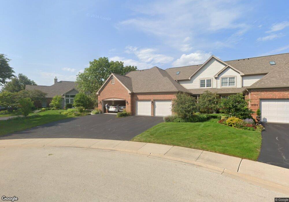 2107 Trowbridge Ct, Glenview, IL 60026 - photo 1