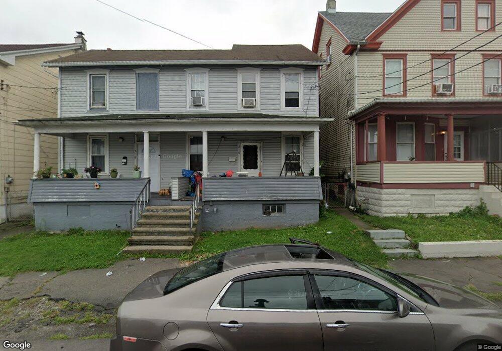 316 E Juniper St, Hazleton, PA 18201 - photo 1