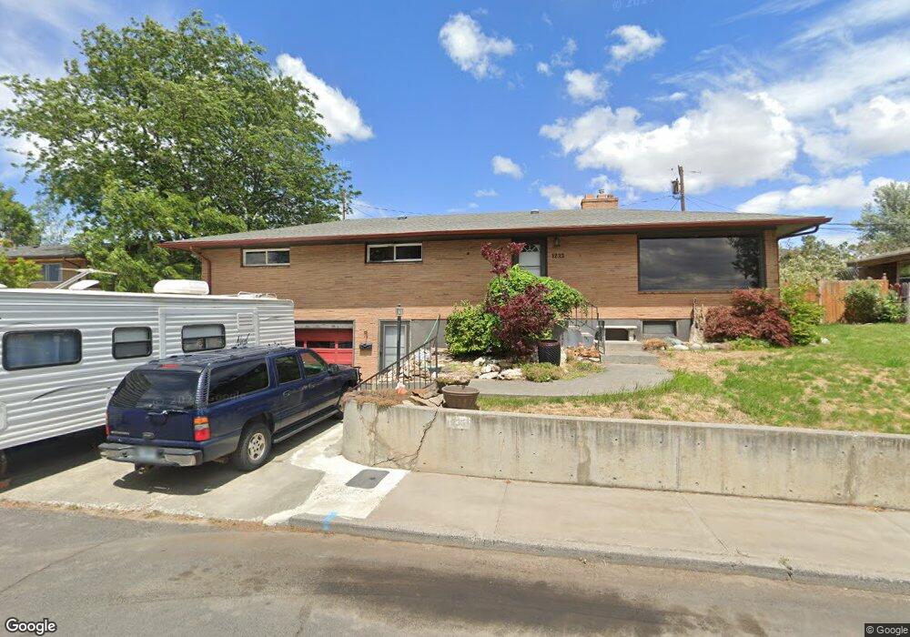 1233 NW Ingram Ave, Pendleton, OR 97801 - photo 1