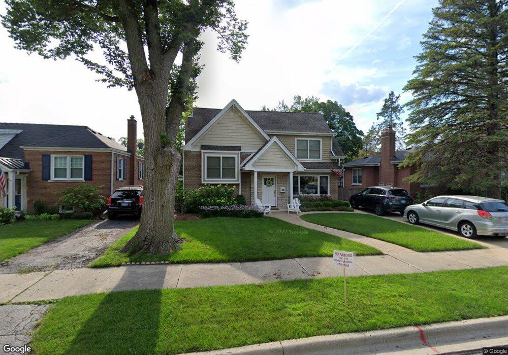 388 S Hawthorne Ave, Elmhurst, IL 60126 - photo 1