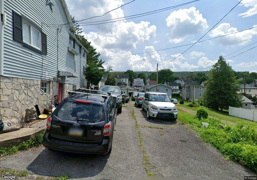 310 Oak St, Jim Thorpe, PA 18229 - photo 1