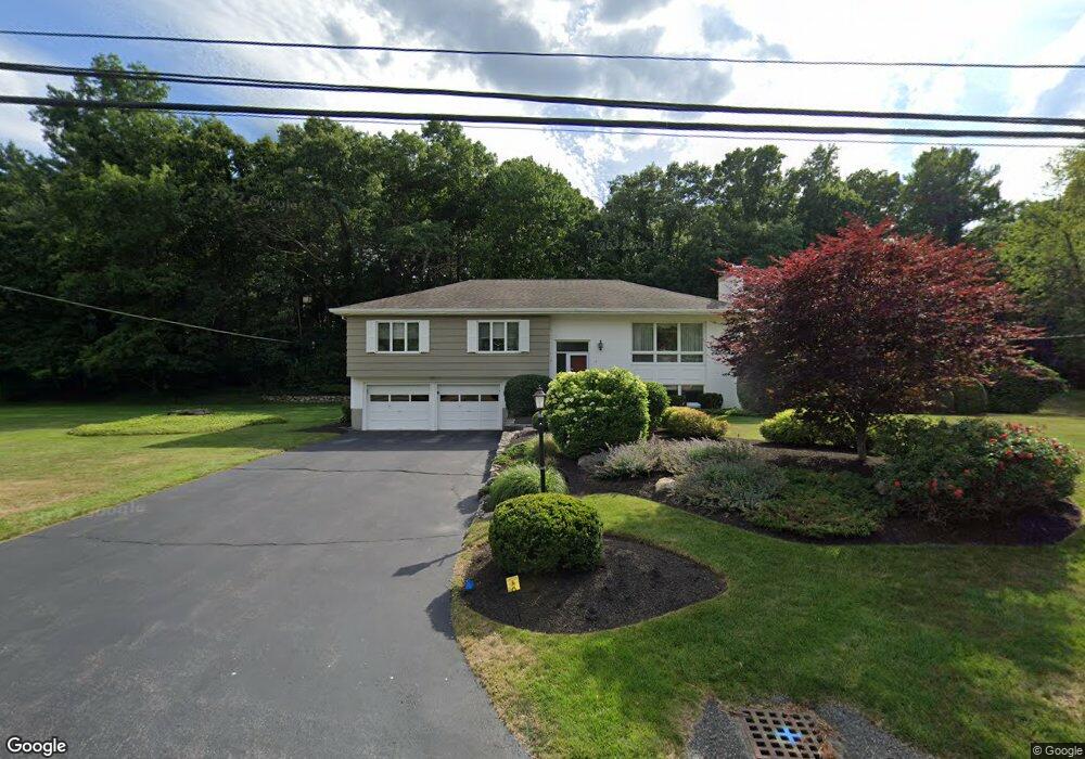 19 Sherburn Cir, Weston, MA 02493 - photo 1