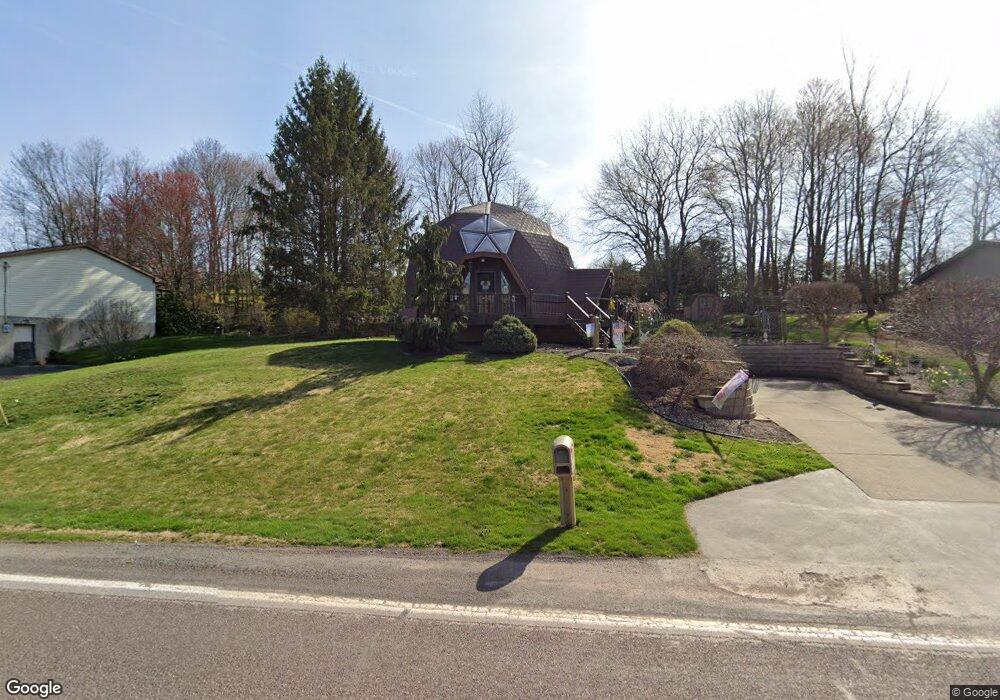 37 Manor Dr, Shavertown, PA 18708 - photo 1