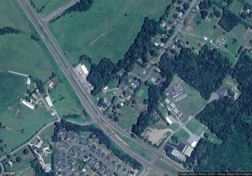 76 Locust Ln, Ruckersville, VA 22968 - photo 1