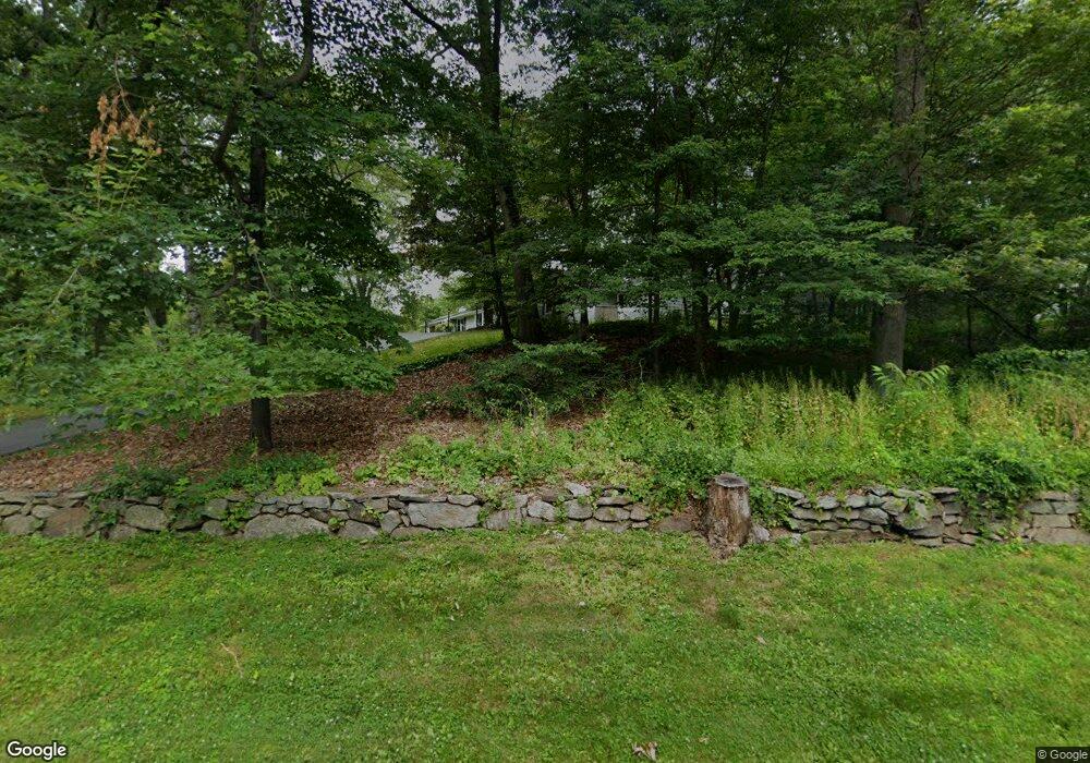 6 Apple Tree Ln, Pound Ridge, NY 10576 - photo 1