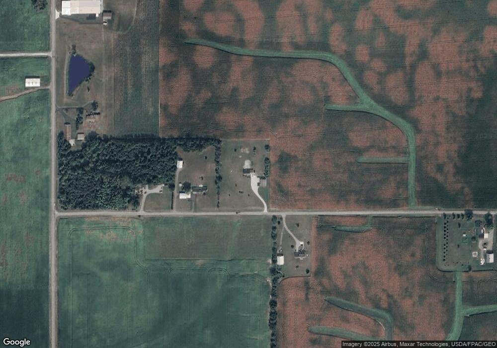 24237 Swartz Rd, Wapakoneta, OH 45895 - photo 1