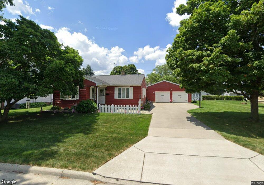 405 Brussel St, Archbold, OH 43502 - photo 1