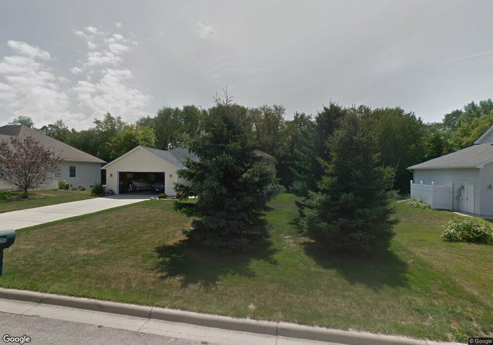 575 Lancaster Blvd, Zumbrota, MN 55992 - photo 1