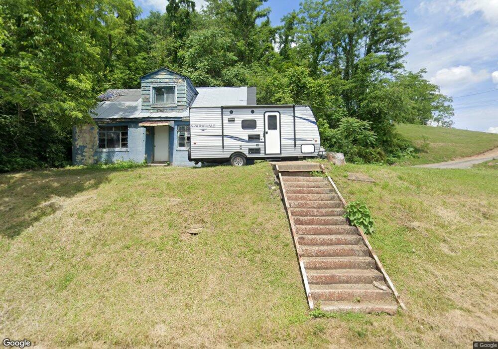 319 Ash St, Anmoore, WV 26323 - photo 1