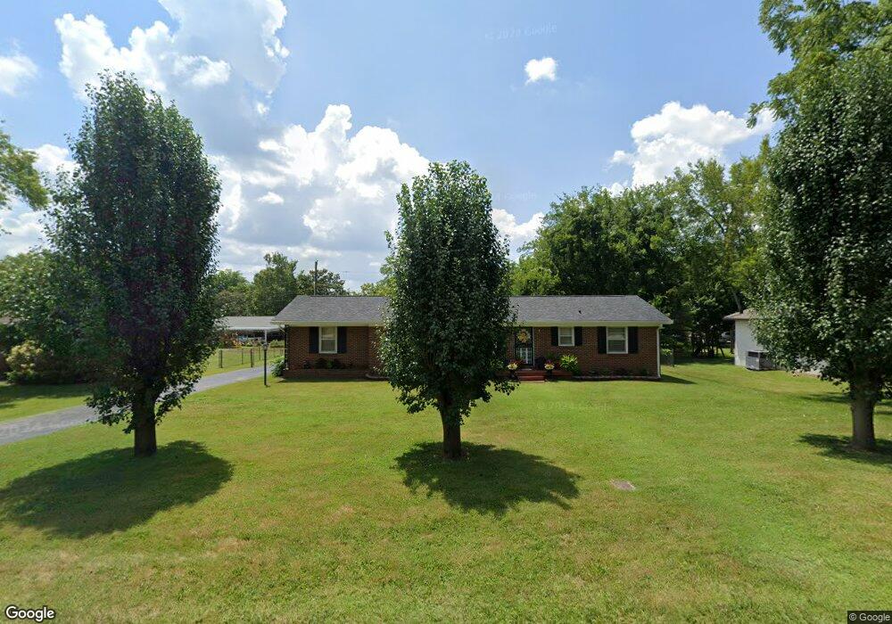 3011 Mcintire Dr, Columbia, TN 38401 - photo 1