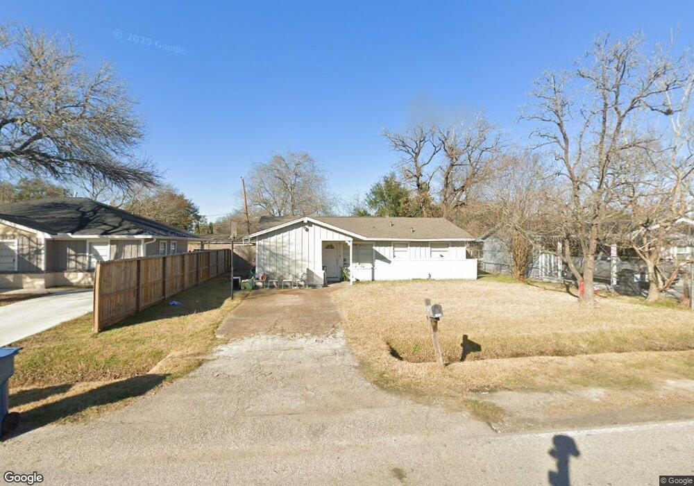 2419 Sunny Dr, Houston, TX 77093 - photo 1