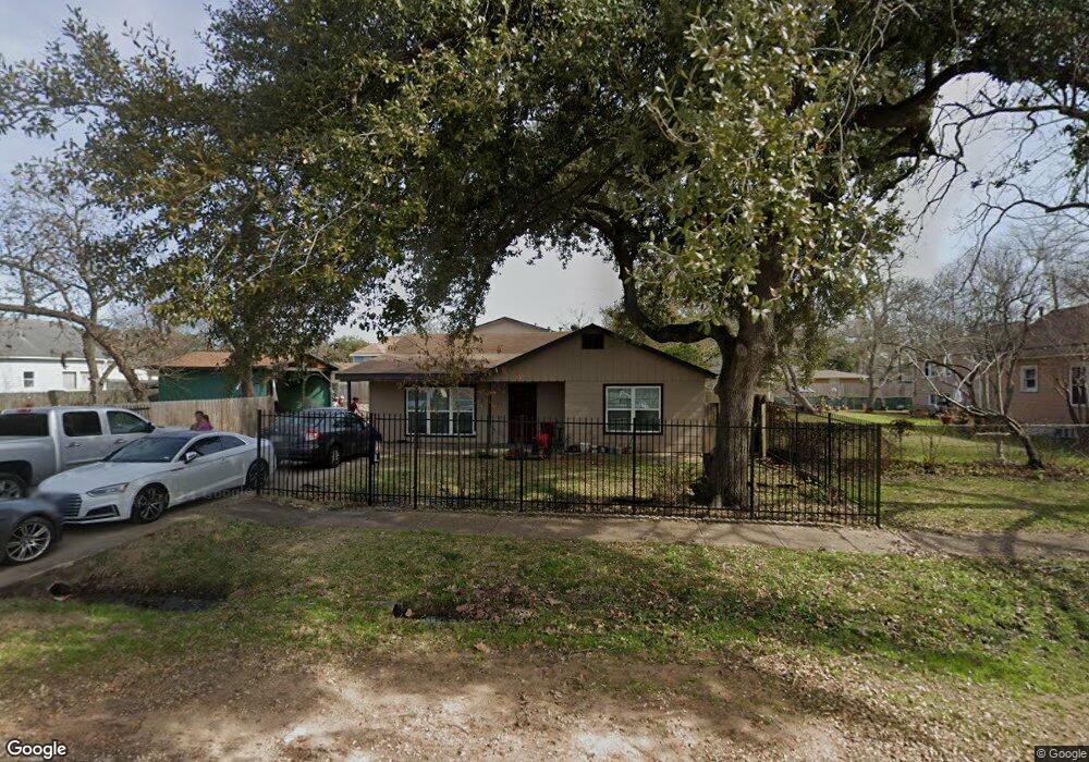 1213 2nd St, Rosenberg, TX 77471 - photo 1