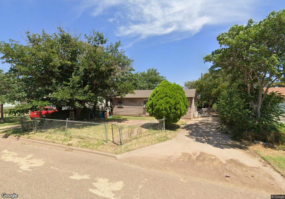 510 W 29th St, Plainview, TX 79072 - photo 1