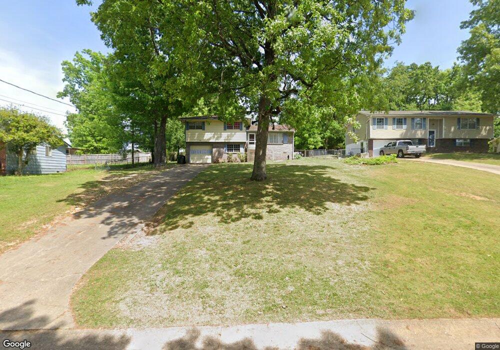 2729 7th Place NE, Center Point, AL 35215 - photo 1