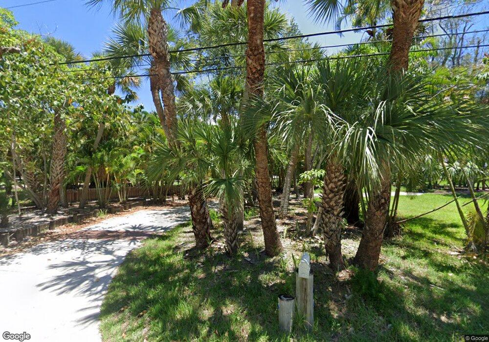 72 N Sewalls Point Rd, Sewall's Point, FL 34996 - photo 1