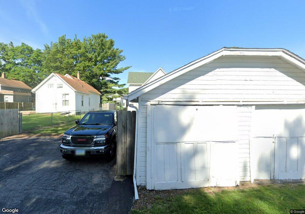 1721 N Fillmore St, Davenport, IA 52804 - photo 1