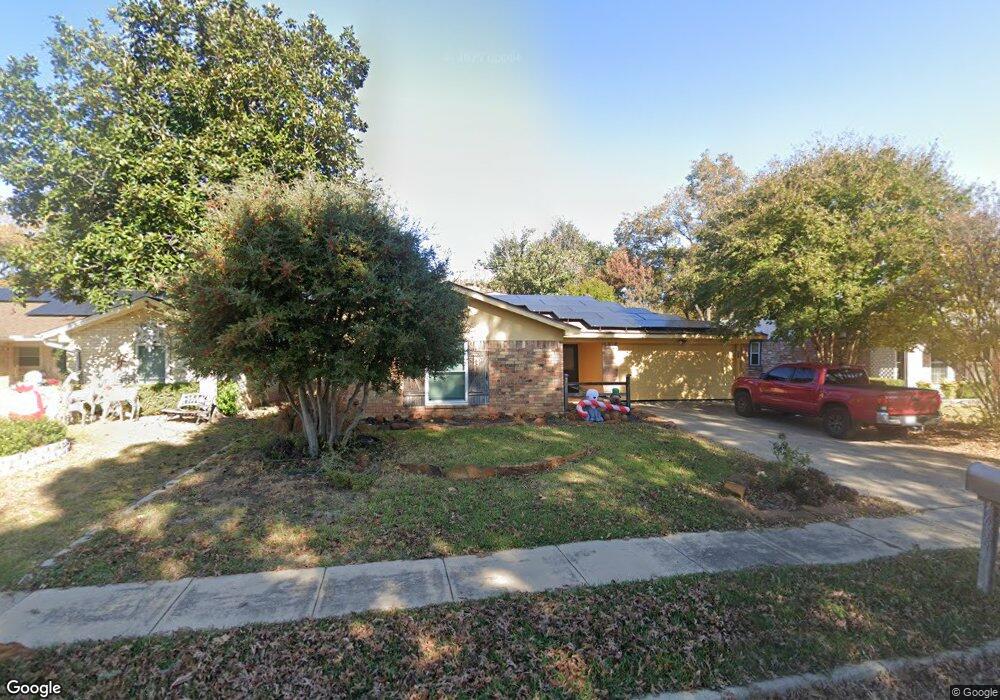 1633 Lexington Place, Bedford, TX 76022 - photo 1