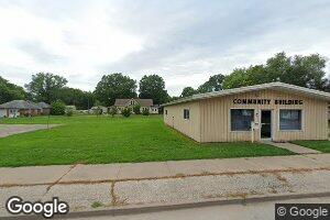 209 S Main St, Gladstone, IL 61437