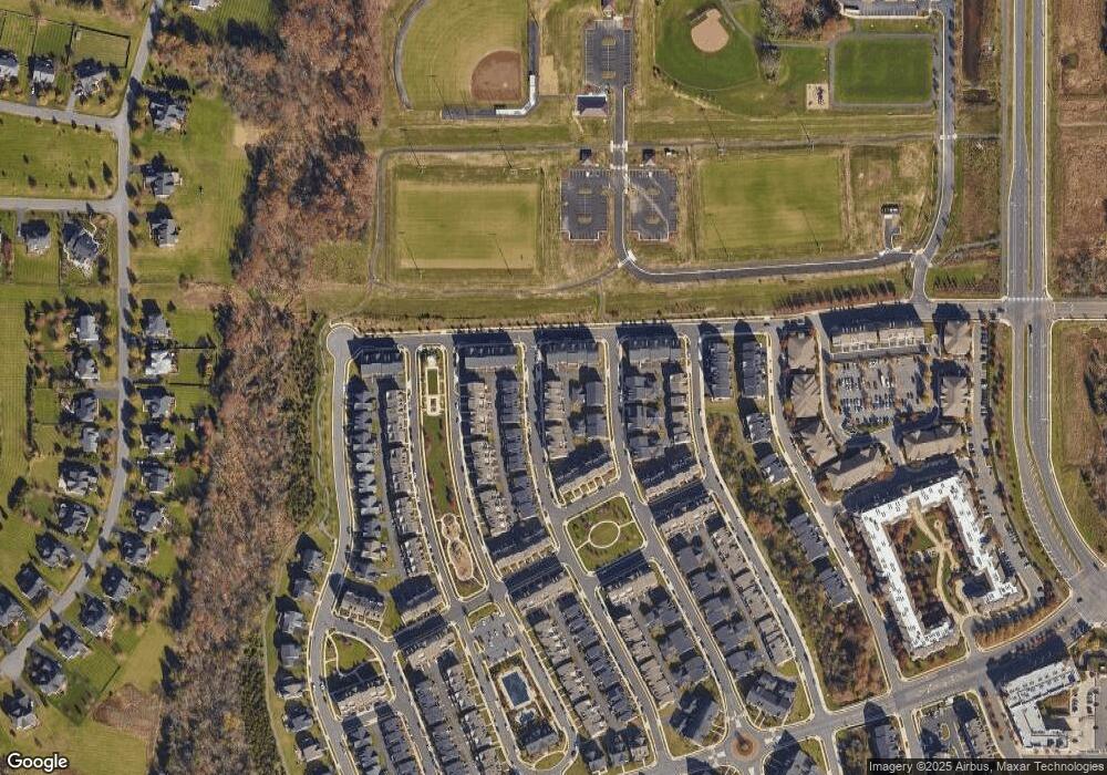 22458 Cambridgeport Square, Ashburn, VA 20148 - photo 1