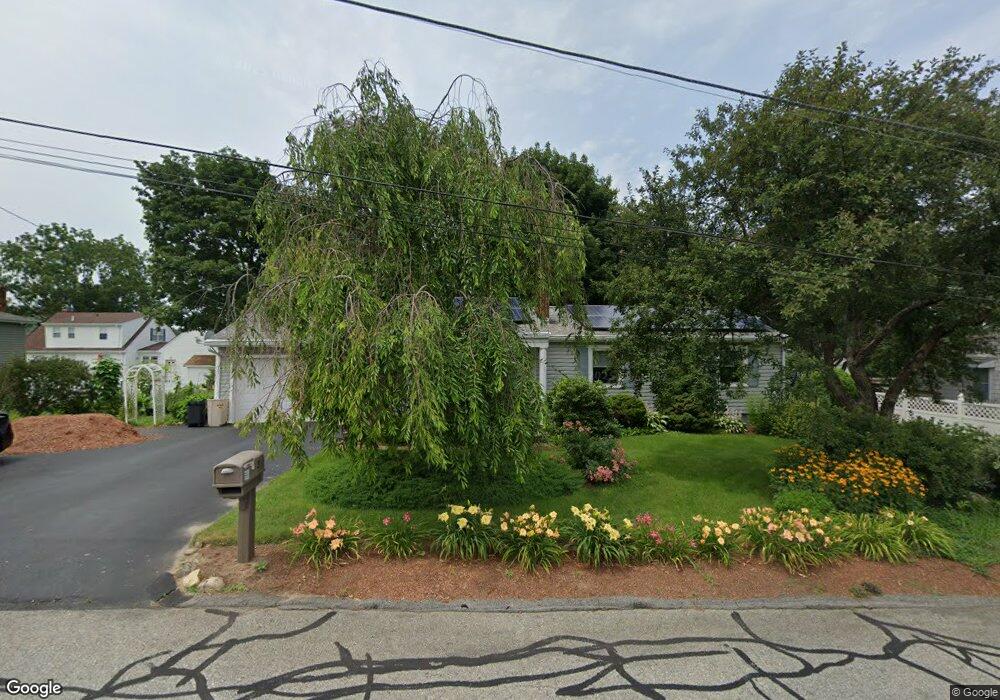 5 Quaker Ln, Greenville, RI 02828 - photo 1