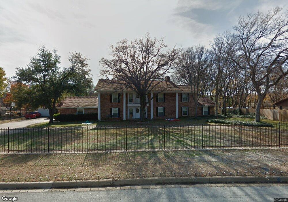 1318 Oakhurst Dr, Southlake, TX 76092 - photo 1