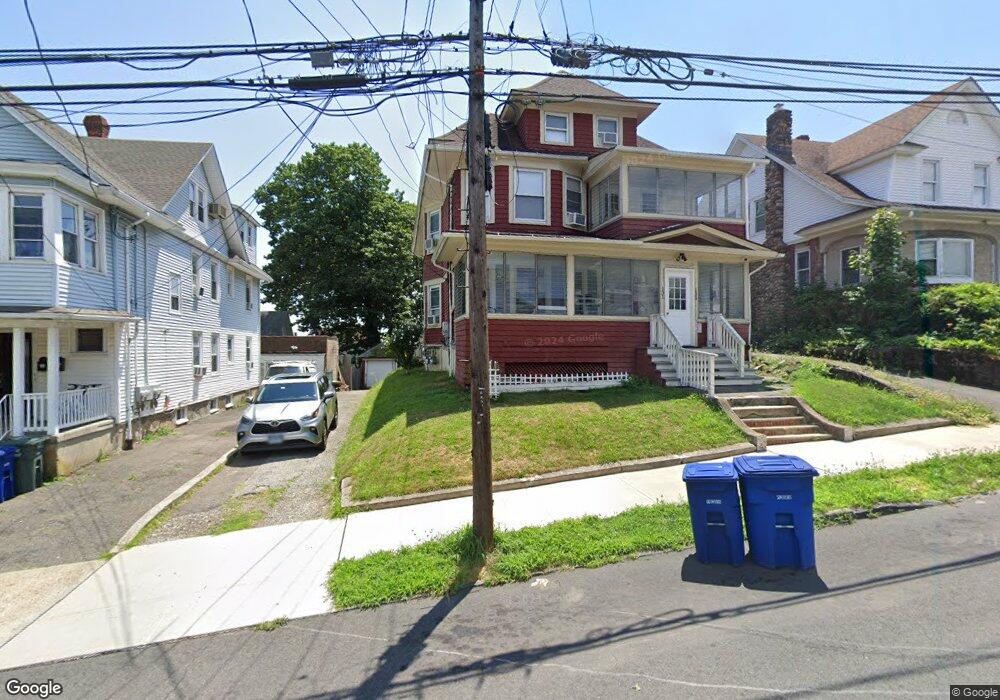 131 Bronx Ave unit 133, Bridgeport, CT 06606 - photo 1