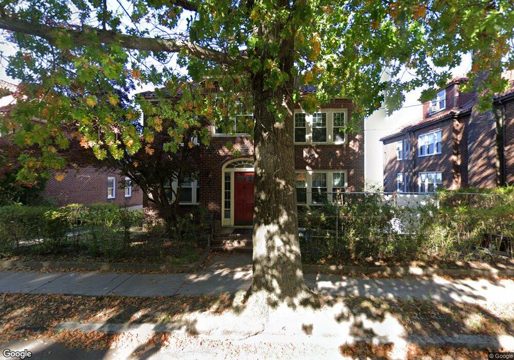 251 Winchester St unit 2, Brookline, MA 02446 - photo 1