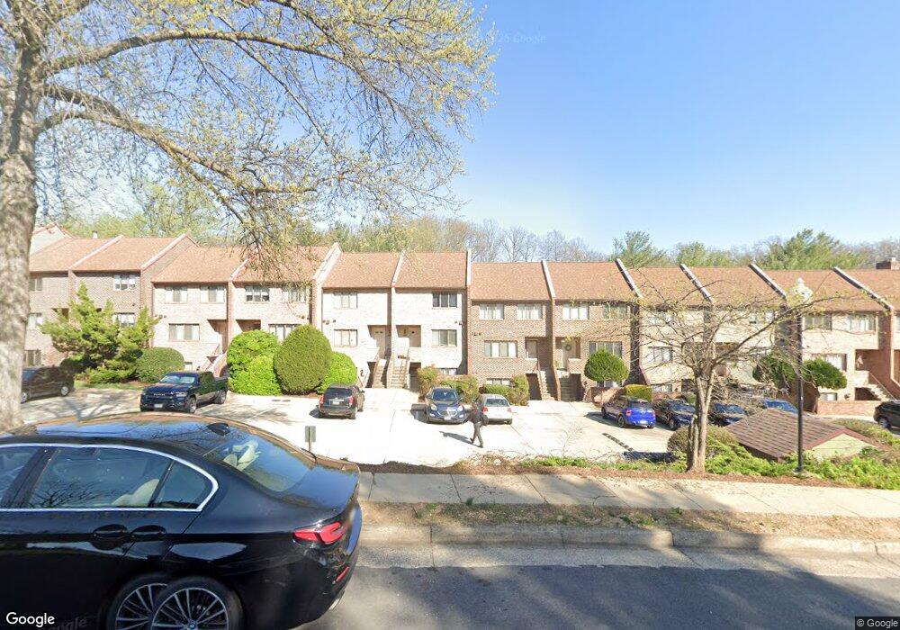 3733 Madison Ln unit A, Falls Church, VA 22041 - photo 1