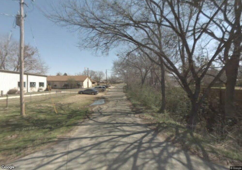 19704 S 1st St, Henryetta, OK 74437 - photo 1