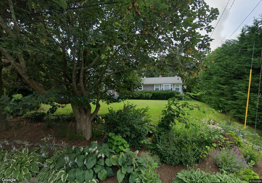 885 Mitchell's Ln, Middletown, RI 02842 - photo 1