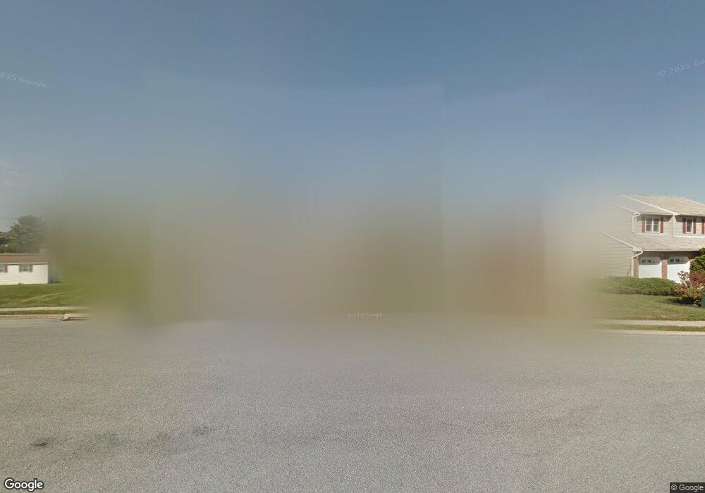 1839 Belleview Cir, Whitehall, PA 18052 - photo 1