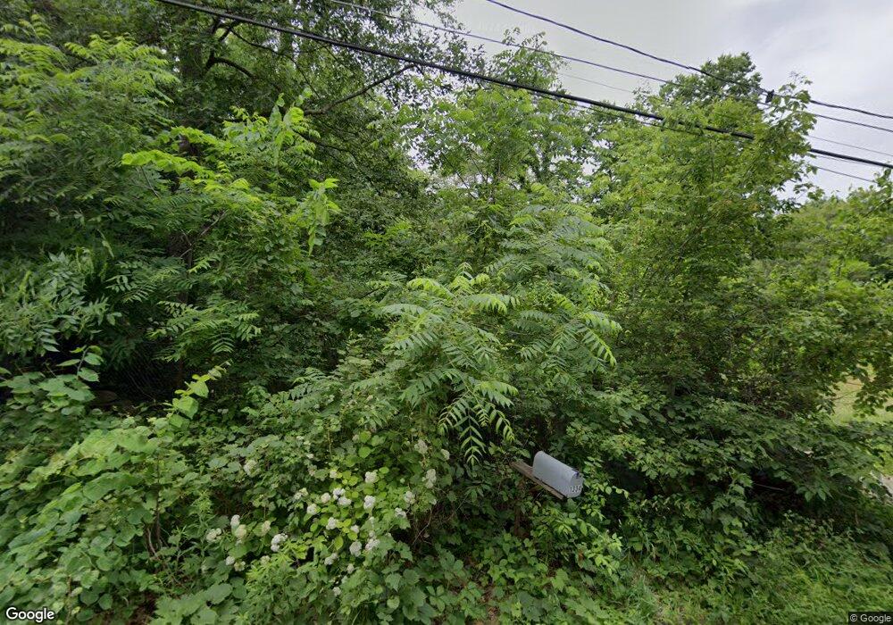 1334 E 40th St, Des Moines, IA 50317 - photo 1