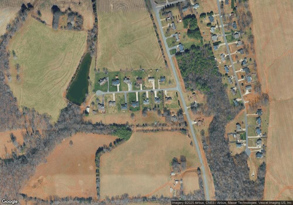 117 Mallory Ln, Statesville, NC 28625 - photo 1