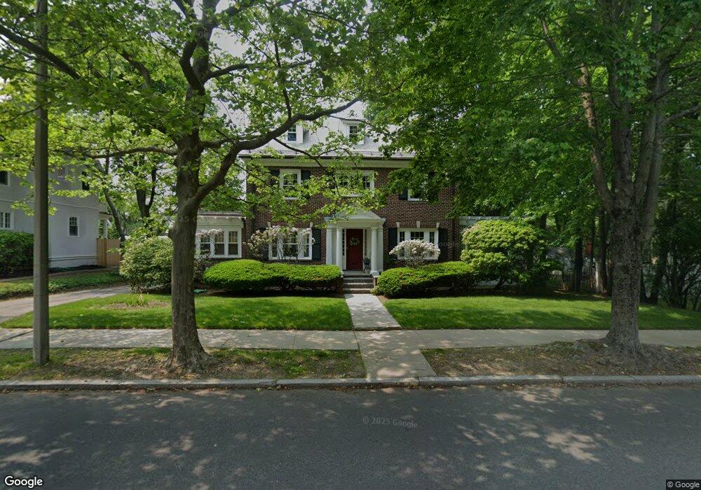 257 Dean Rd, Brookline, MA 02445 - photo 1