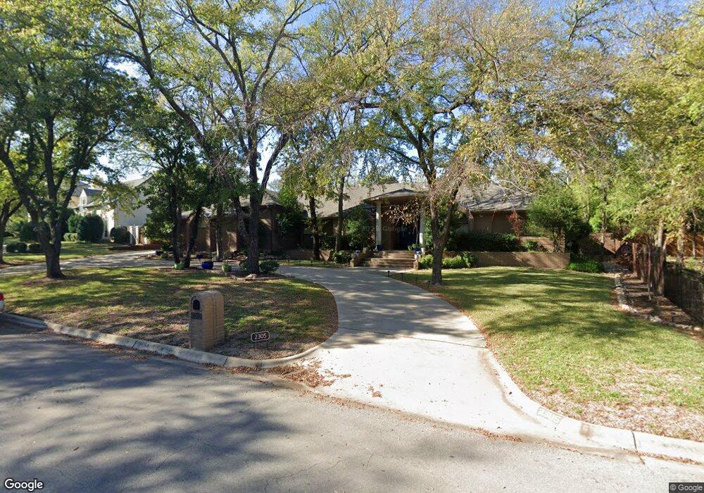 2305 Stonegate Cir, Denton, TX 76205 - photo 1