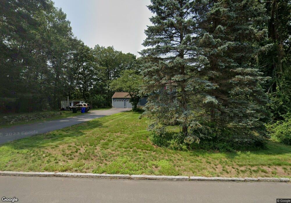 1270 Mammoth Rd, Manchester, NH 03104 - photo 1