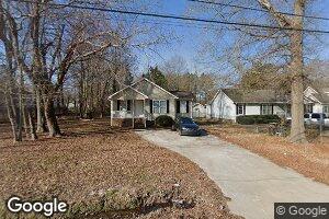 933 Bridgers St, Henderson, NC 27536