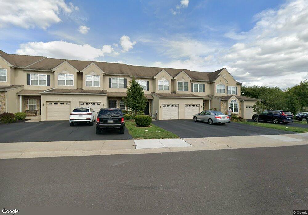 8 Arbor Cir, Colmar, PA 18915 - photo 1